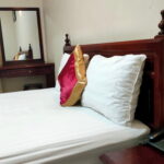Phòng 350 nghìn của khách sạn Tân Phú Gia giá 350.000 đồng